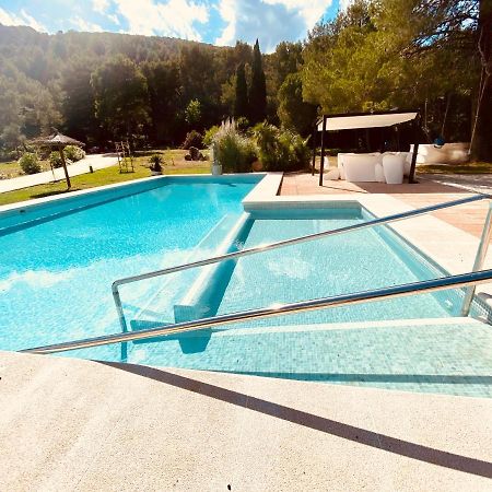 Private Villas Puerto Pollensa For Family Groups, Private Mountain Ideal For Runners, Trailers, Hikers, It Is Approximately 3 Minute Walk From The Beach Luaran gambar