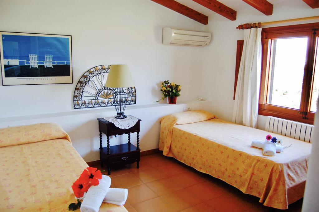 Private Villas Puerto Pollensa For Family Groups, Private Mountain Ideal For Runners, Trailers, Hikers, It Is Approximately 3 Minute Walk From The Beach Luaran gambar