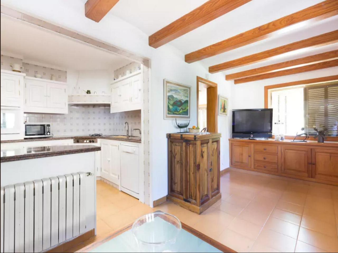 Private Villas Puerto Pollensa For Family Groups, Private Mountain Ideal For Runners, Trailers, Hikers, It Is Approximately 3 Minute Walk From The Beach Luaran gambar