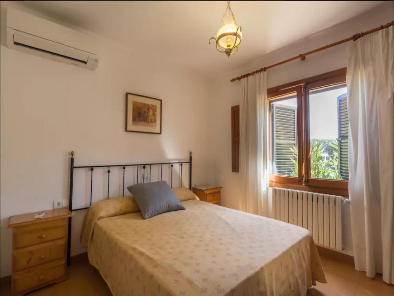 Private Villas Puerto Pollensa For Family Groups, Private Mountain Ideal For Runners, Trailers, Hikers, It Is Approximately 3 Minute Walk From The Beach Luaran gambar