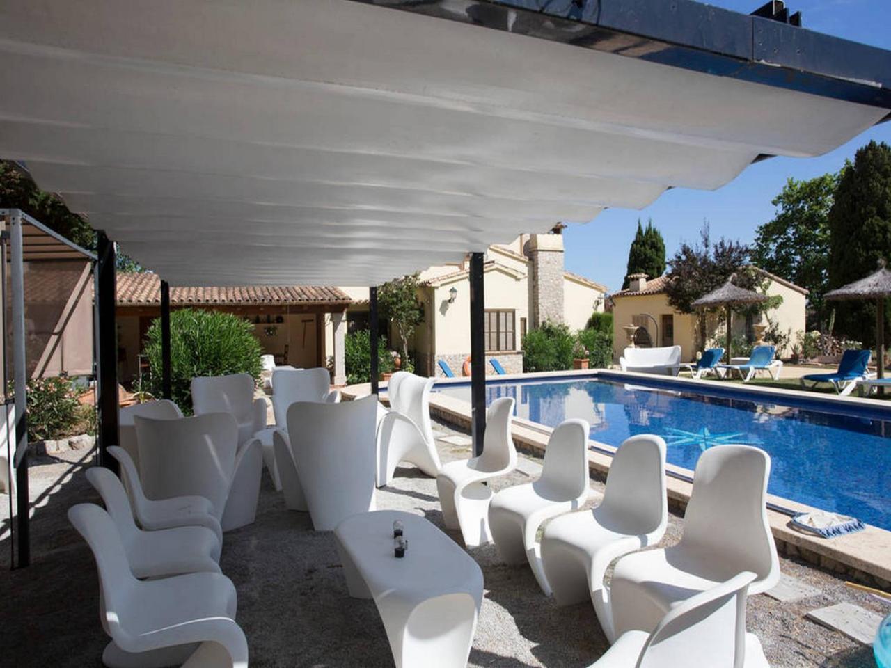 Private Villas Puerto Pollensa For Family Groups, Private Mountain Ideal For Runners, Trailers, Hikers, It Is Approximately 3 Minute Walk From The Beach Luaran gambar