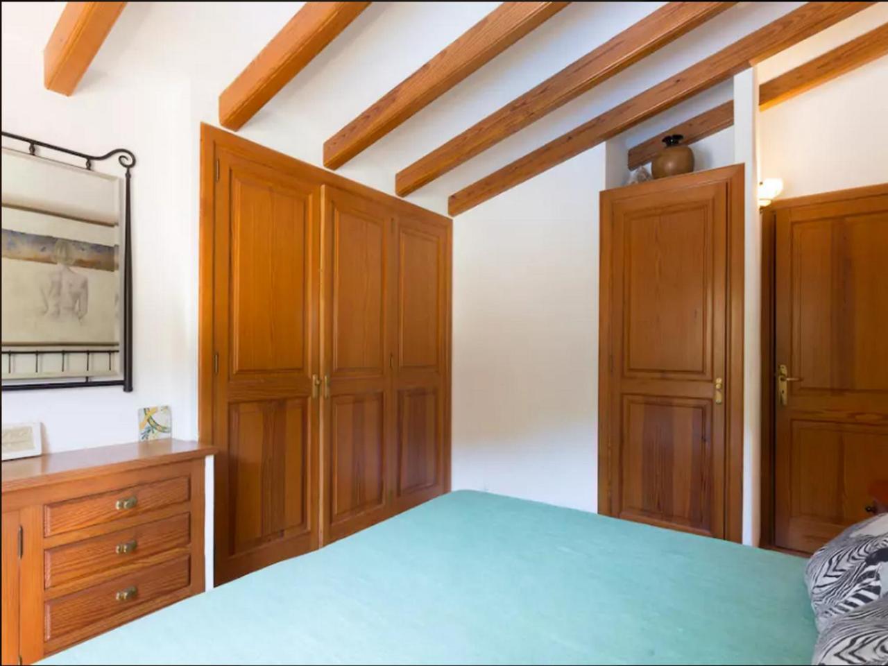 Private Villas Puerto Pollensa For Family Groups, Private Mountain Ideal For Runners, Trailers, Hikers, It Is Approximately 3 Minute Walk From The Beach Luaran gambar