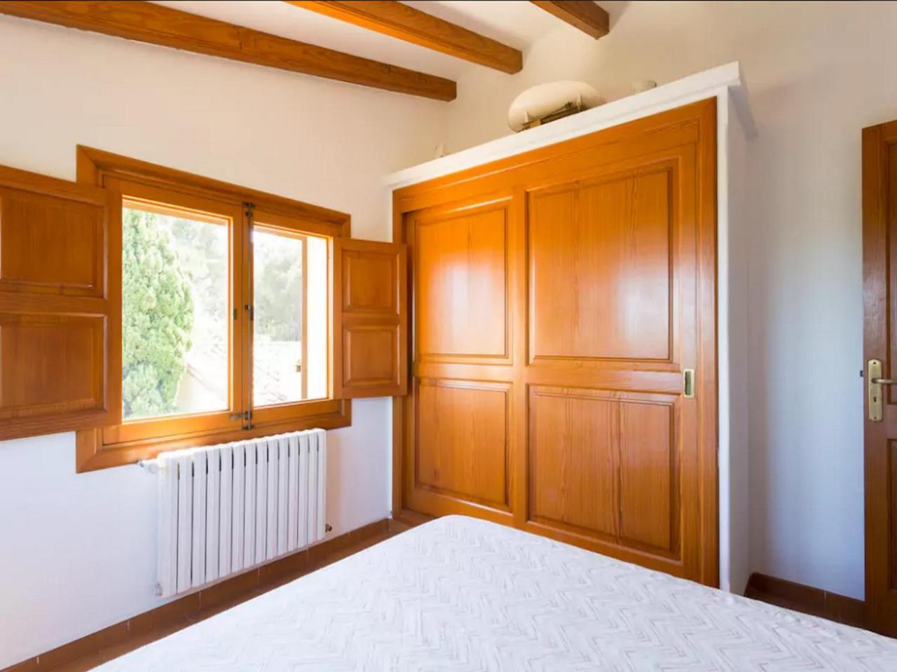 Private Villas Puerto Pollensa For Family Groups, Private Mountain Ideal For Runners, Trailers, Hikers, It Is Approximately 3 Minute Walk From The Beach Luaran gambar